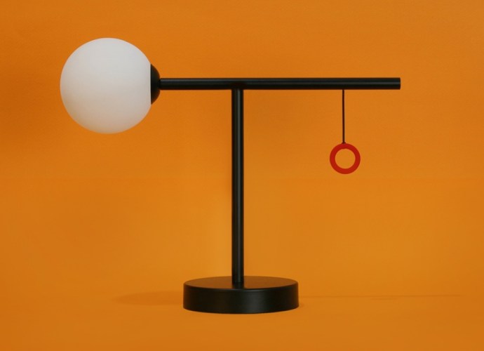 Studio Más Design Lamp