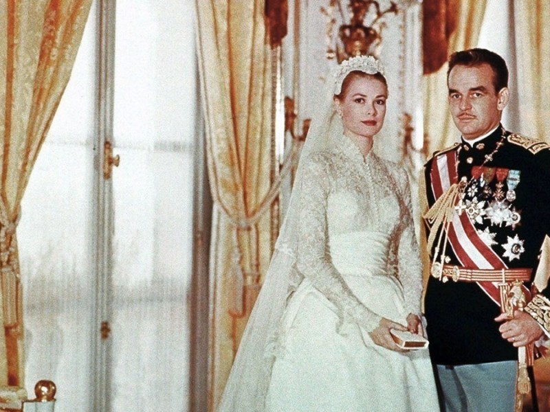 270 Metres of Lace in Grace Kelly’s wedding gown