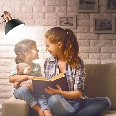 Metal Desk Lamp – with Adjustable Gooseneck