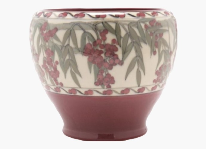 Lorinda Epply ceramic vase featured image