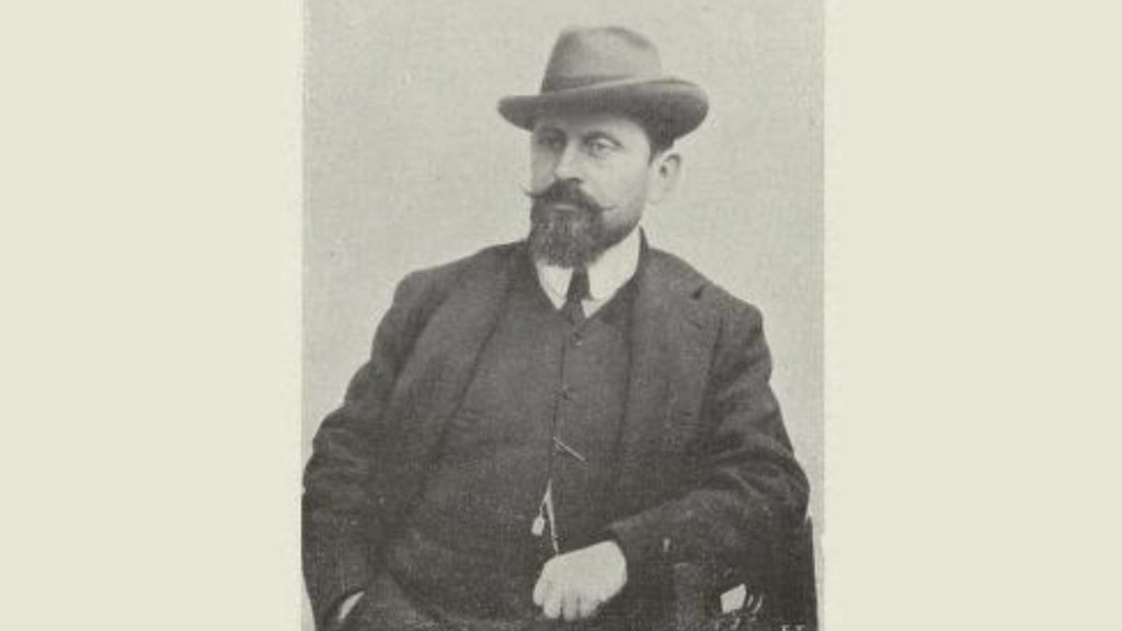 Eugenio Quarti (1867 – 1931) Italian Furniture Designer