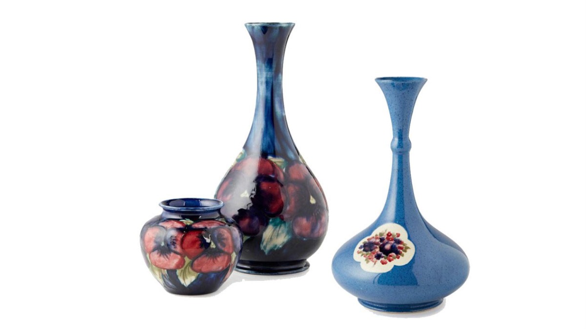 British Art Pottery Manufacturer – Moorcroft