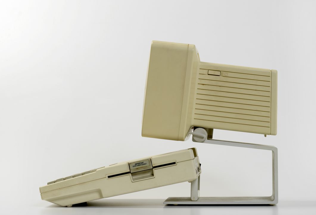 Frog Design: A Pioneer in Humanising the Artificial Environment ...