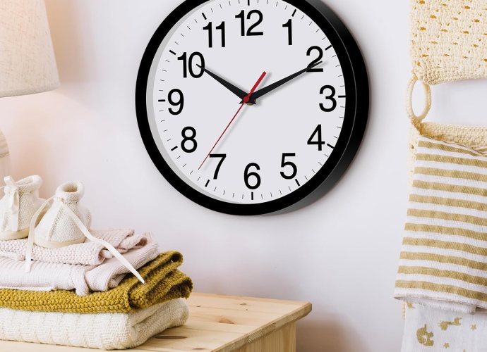 Rohioue Wall Clock, Modern 8 Inch Battery Operated Wall Clocks