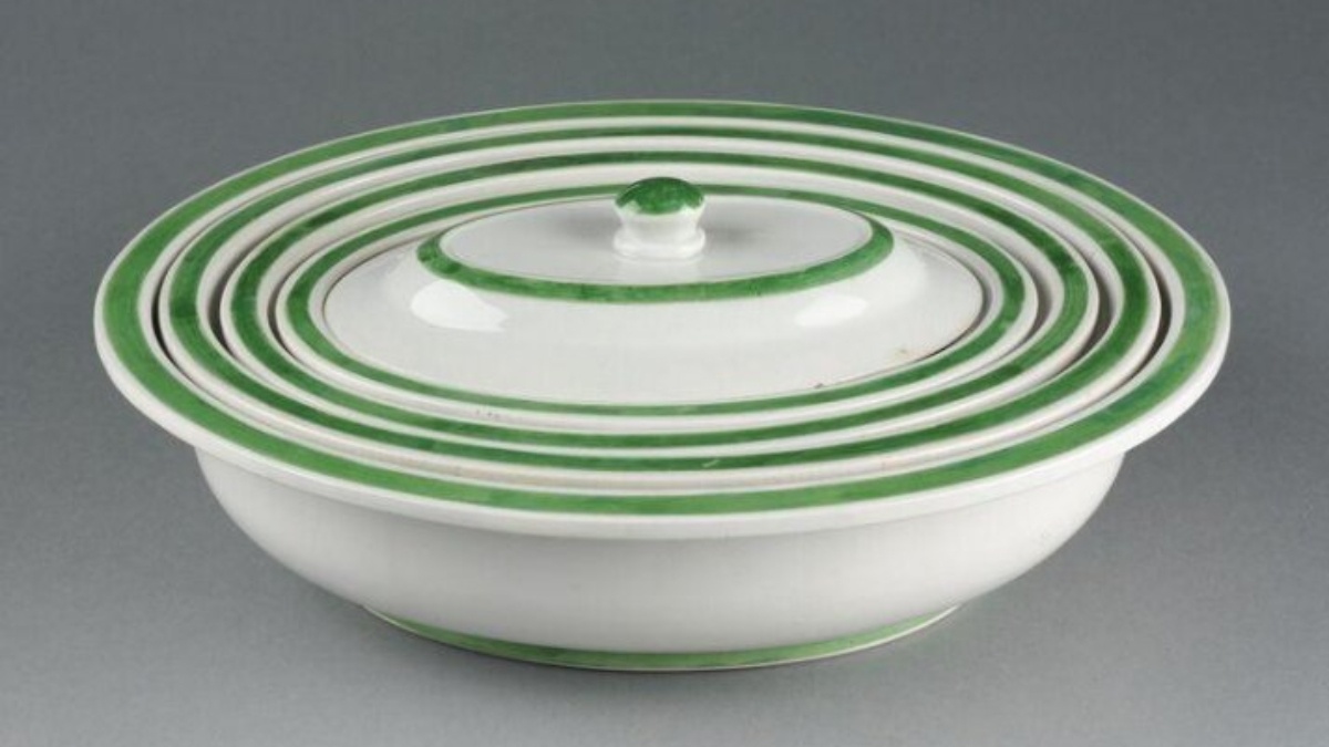 Praktika Tableware (1933) designed by Wilhelm Käge