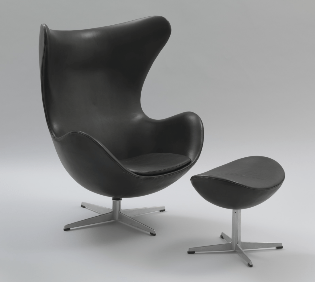 Egg chair ottoman, 1958 designed by Arne Jacobsen