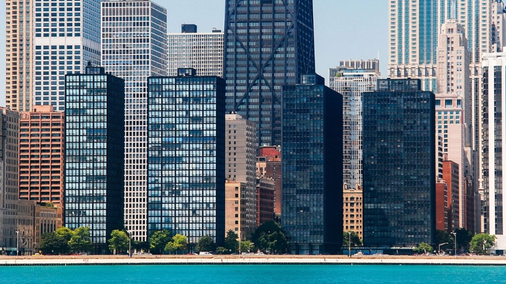 Ludwig Mies van der Rohe: Esplanade Apartments and Lake Shore Drive Apartments