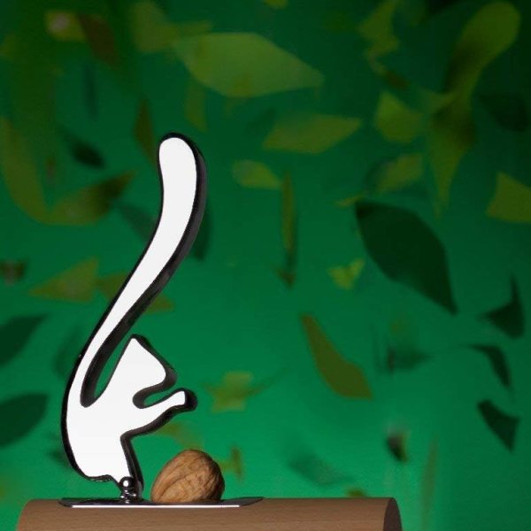 The Officina Alessi SCOIATTOLO Nutcracker – Form & Function