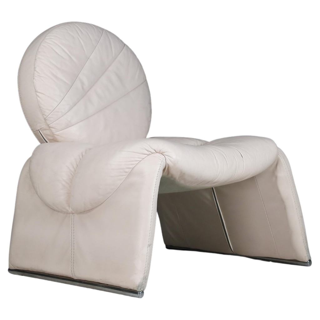 Vittorio Introini Set of Two Rare 'Larissa' Lounge Chairs for Saporiti