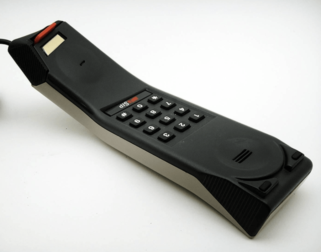 Italian Telephone "cobra" designed by Pasqui e Pasini Associati, 1980s