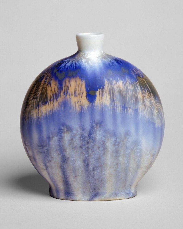 Vase designed by Arnold Krog (1898)
