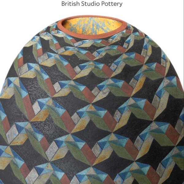 Things of Beauty Growing: British Studio Pottery (hardcover)