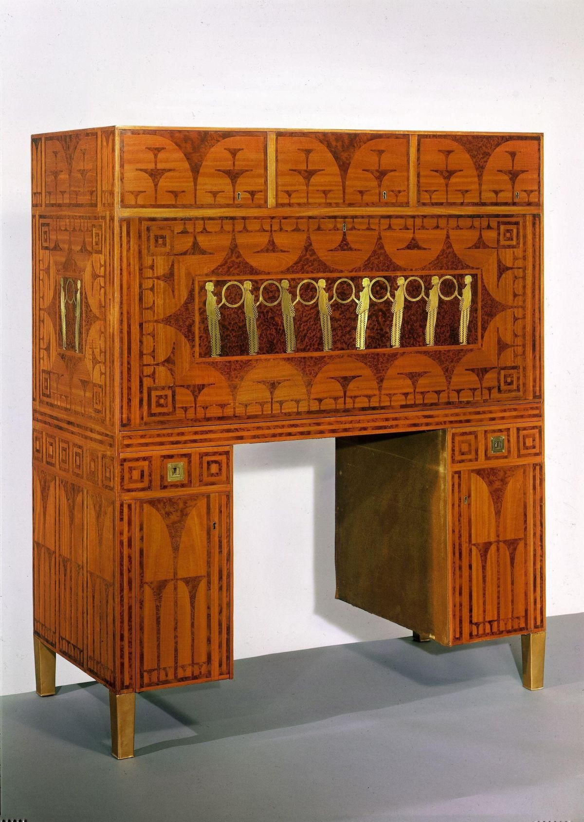 The Curious History of the Writing Desk - Encyclopedia of Design