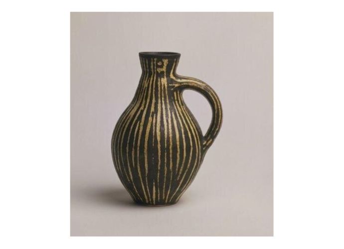 Hans Coper - Pot with Handle