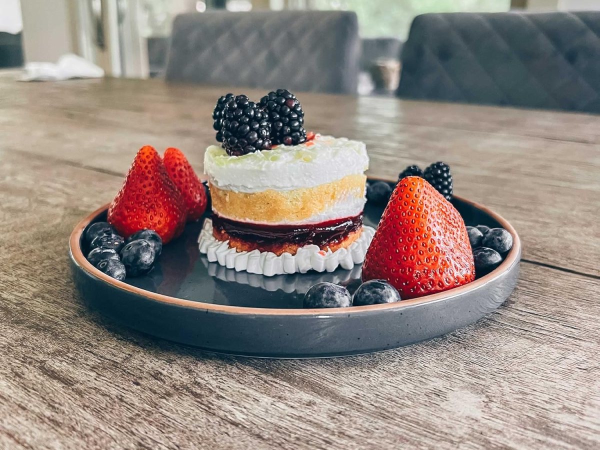 Mora Ceramic Flat Plates: A Timeless Elegance in Ceramic Design