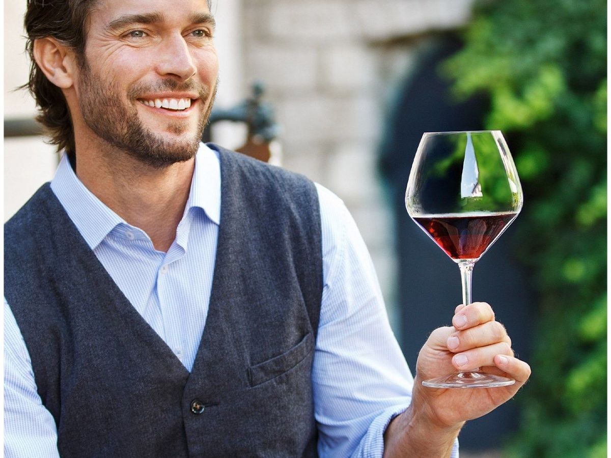 Extreme Pinot Noir: A Confluence of Design and Oenology