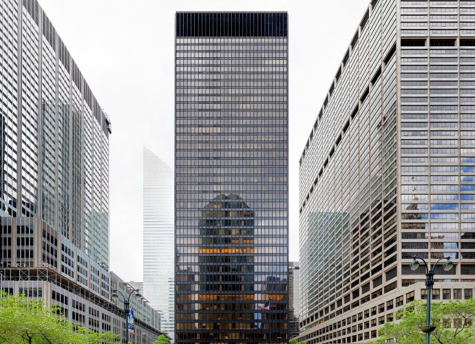 Seagram Building designed by Ludwig van der Rohe