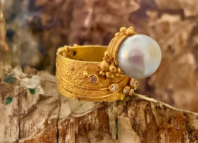 Gerda Flöckinger Pearl, Diamond and 18k Gold Ring, circa 1970