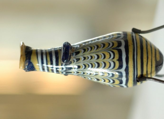 Greek glass alabastron, probably made in Italy in 1st/2nd century BC, and now part of the Campana Collection of the Musée du Louvre.