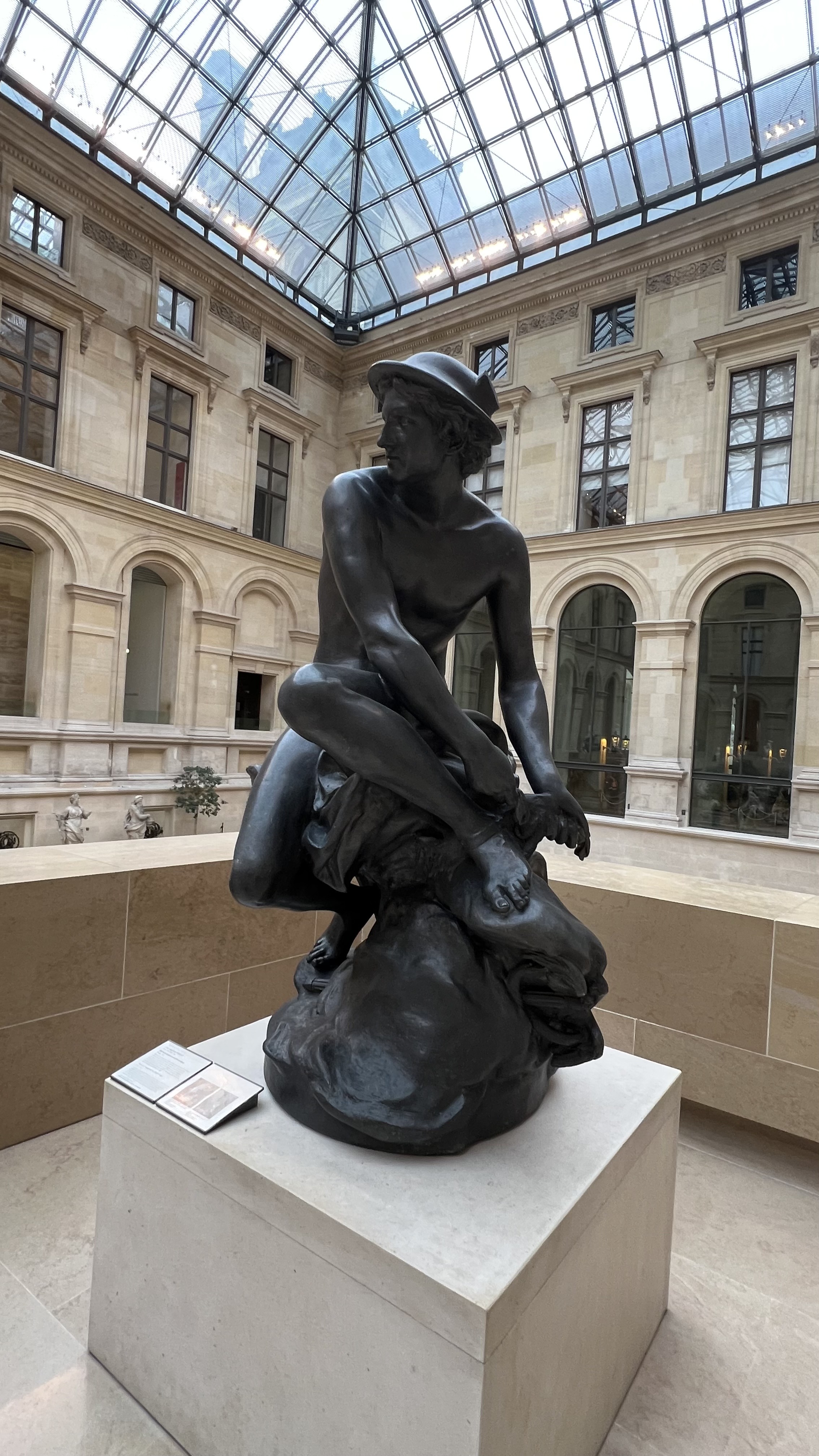 the-role-of-sculpture-in-enhancing-decorative-arts-encyclopedia-of-design
