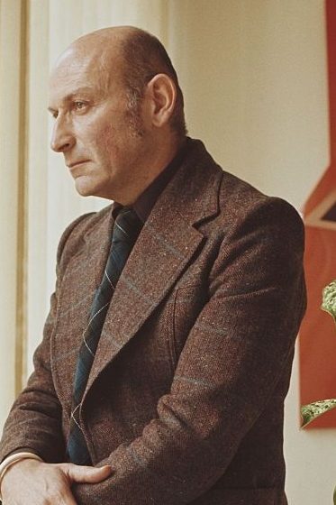 Dutch architect Benno Premsela, circa 1975